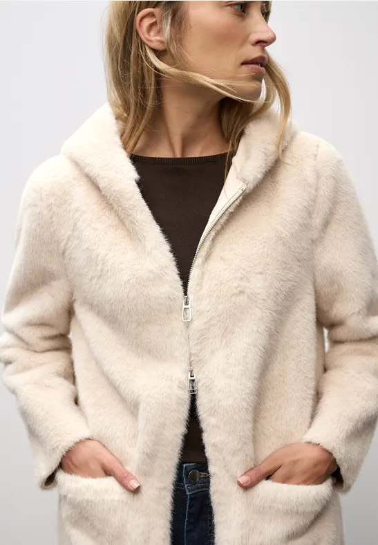 Fake Fur Mantel mit Kapuze pastel sand