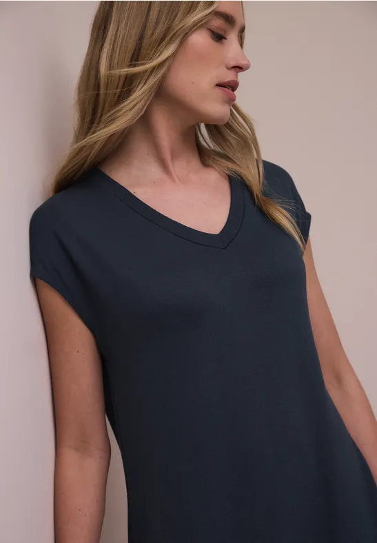 Robe midi avec col en V au look tricoté shadowed navy