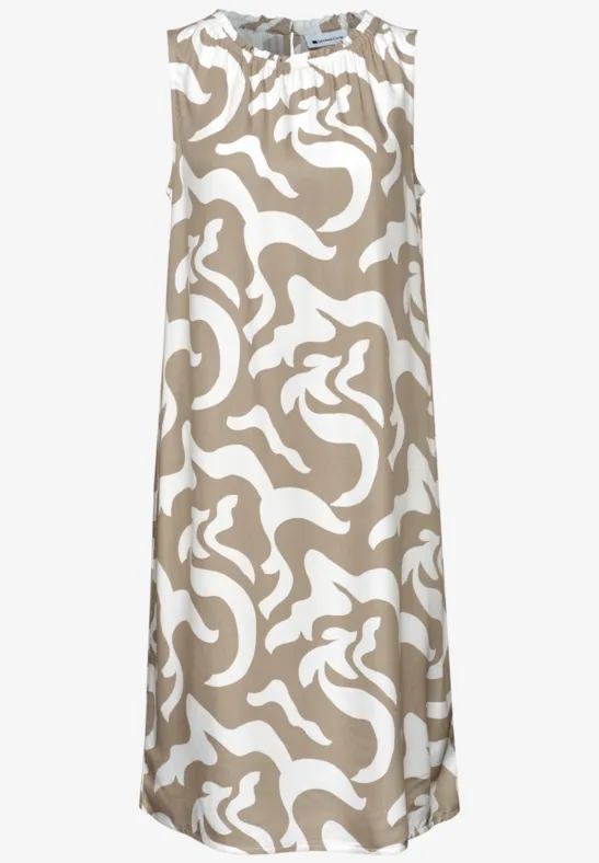 Ärmelloses A-Linien-Kleid in Midi-Länge mit beigem Grund und weißem, abstraktem Muster.
