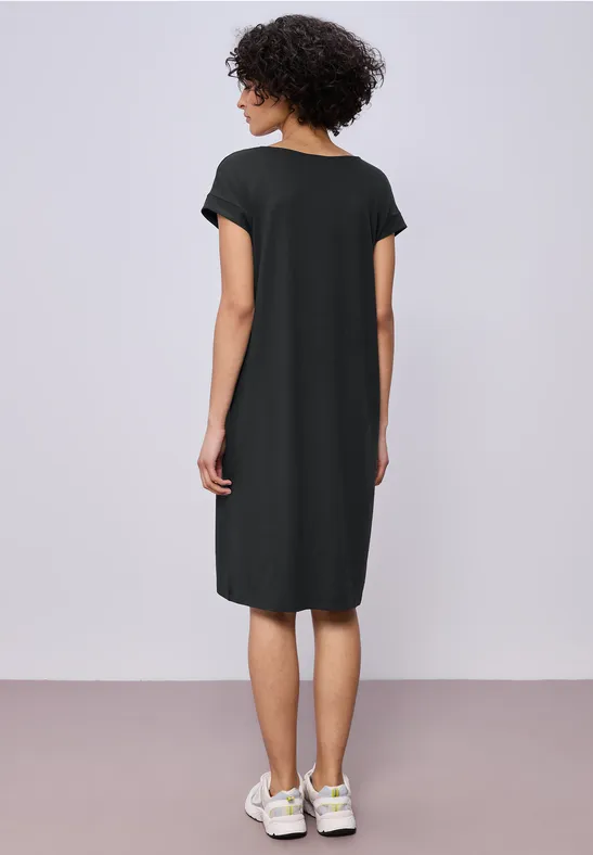 Lässiges Kleid pine grove green