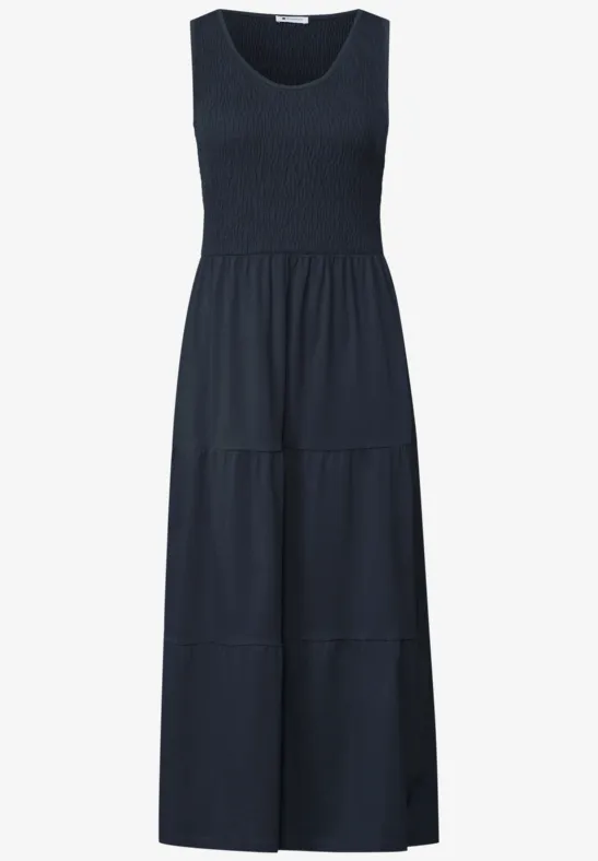 Mouwloze, donkerblauwe maxi-jurk met lagen