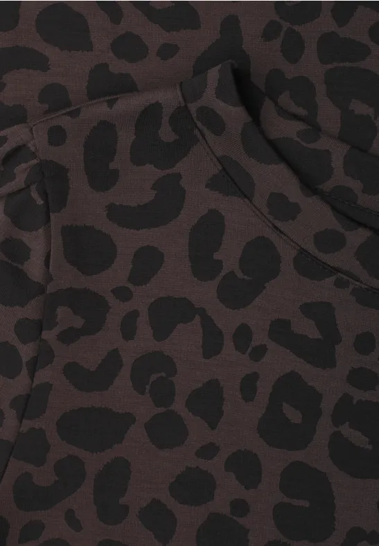 Donkerbruine stof met zwart luipaarddessin