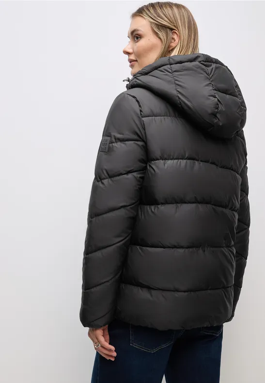 Kurze Steppjacke Black