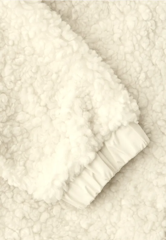 Jas met opgestikte zakken eggshell ecru