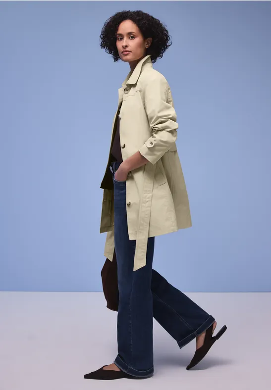 Trench-coat powder beige
