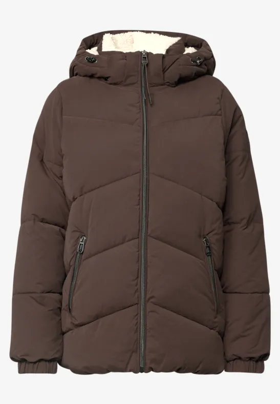 Braune wattierte Winterjacke mit Kapuze, Reißverschluss, seitlichen Taschen und elastischen Bündchen.