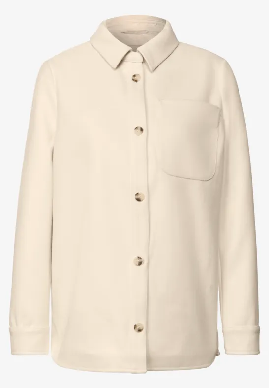 Overshirt In Wolloptik pastel sand