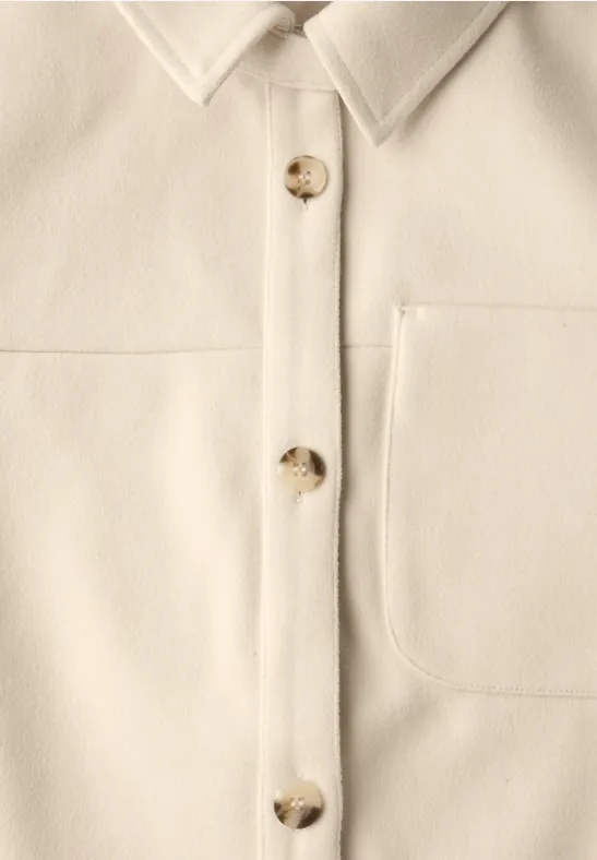 Overshirt In Wolloptik pastel sand