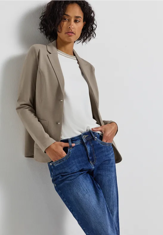 Blazer de base mocha dream mel.
