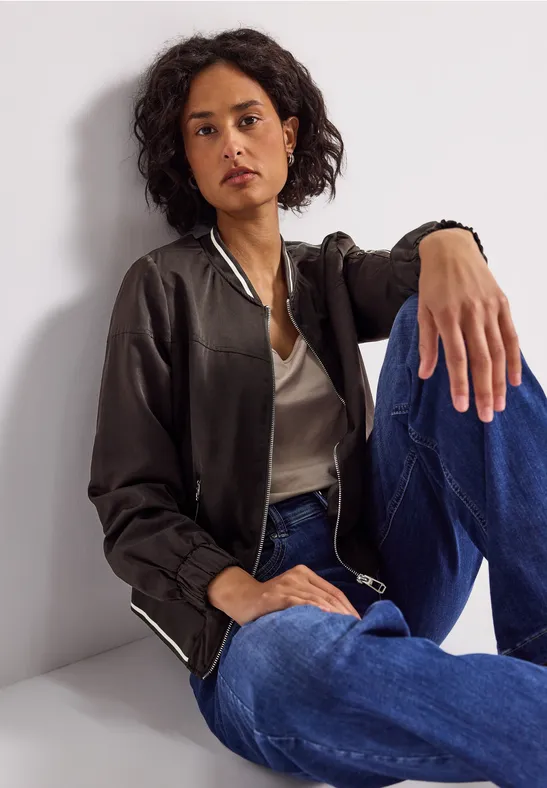 Satin Blouson deep roast brown