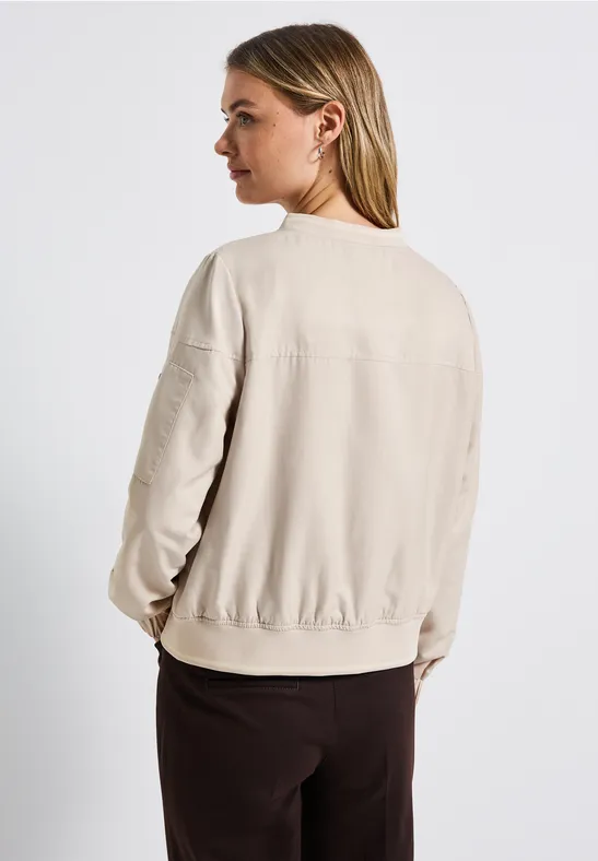 Satin Blouson malted beige