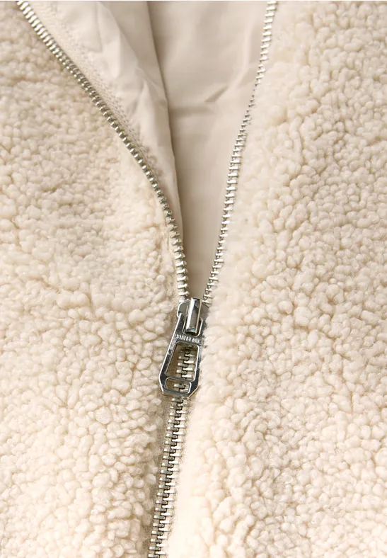 Teddy-Jacke mit Details soft fawn beige
