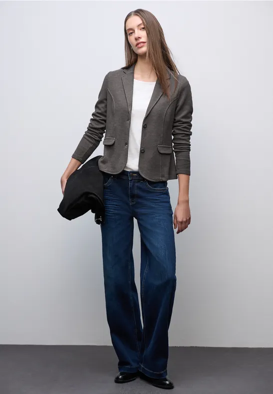 Basis blazer null