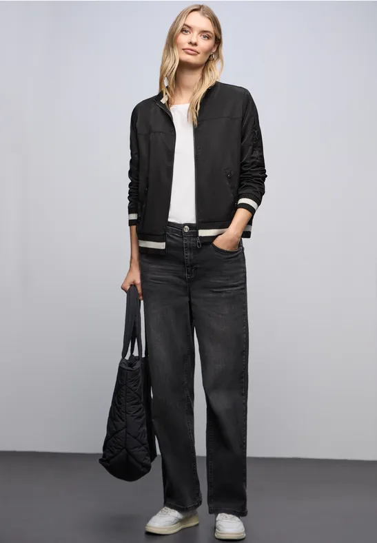 Blouson met college details Black