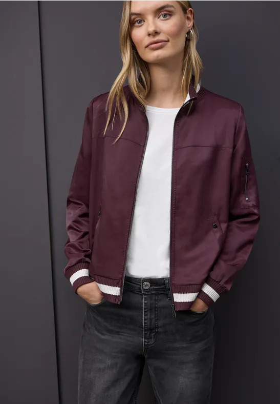 Blouson met college details Jazz Berry