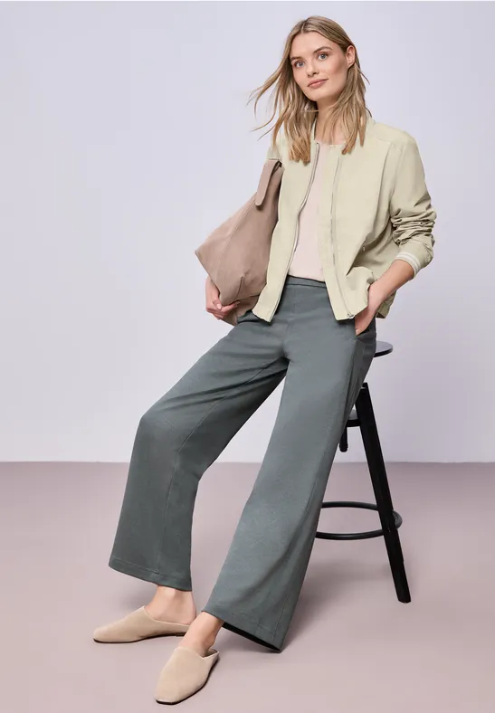 Kurzer Blouson powder beige