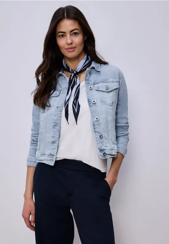 Jeansjacke mit Brusttaschen und Knöpfen Light blue washed