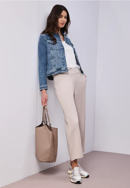 Jeansjacke mit Brusttaschen und Knöpfen Medium Blue Wash