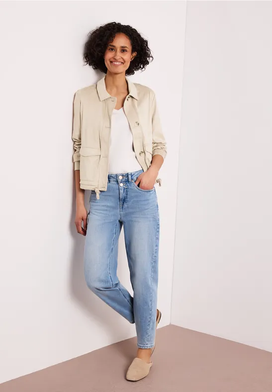 Jacke aus Velours mit Knopfleiste clay sand