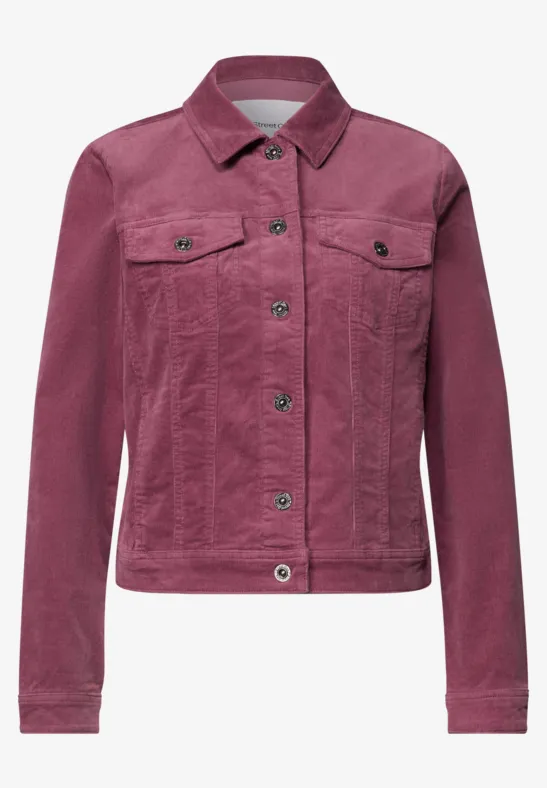 Bordeauxrote Jeansjacke mit Brusttaschen und Metallknöpfen.