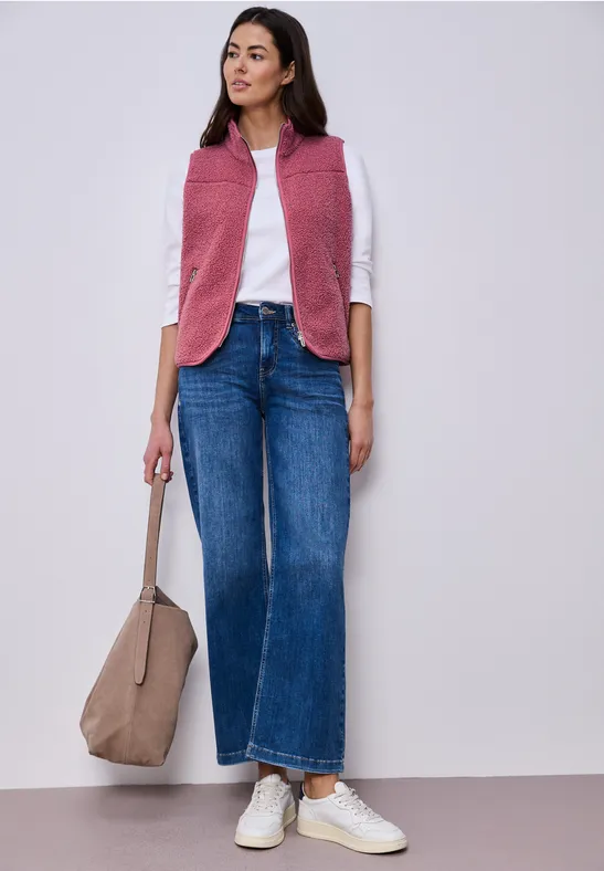 Kuschelige Weste desert berry