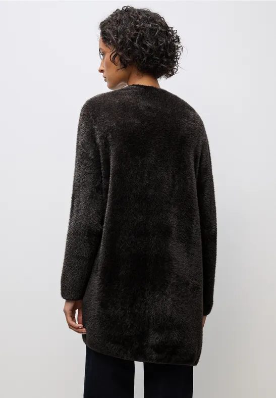Langer Federgarn Cardigan darkest brown