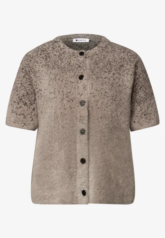 Kurzärmlige Teddy-Strickjacke in Beige mit Knöpfen