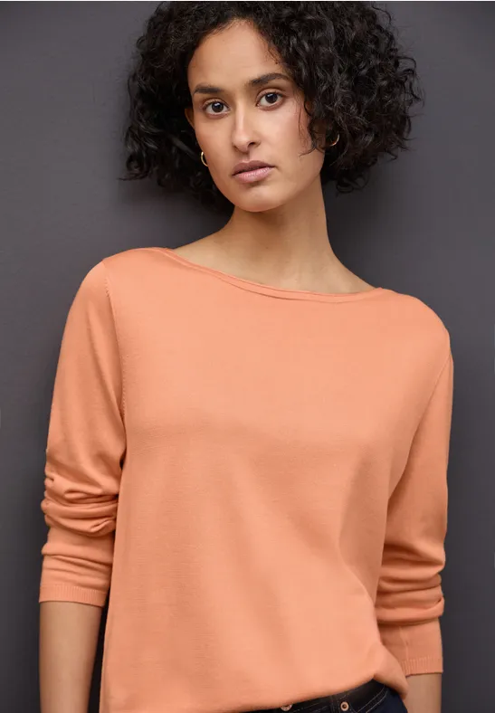 Gebreide trui creamy orange