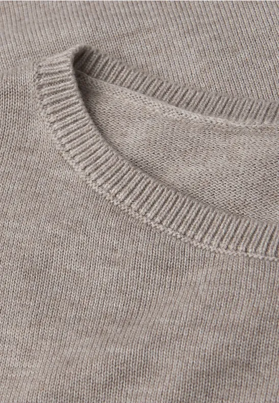 Basic Pullover sandstone mocha mel.