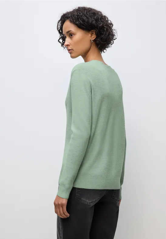 Basic V-Neck Pullover serene green mel.