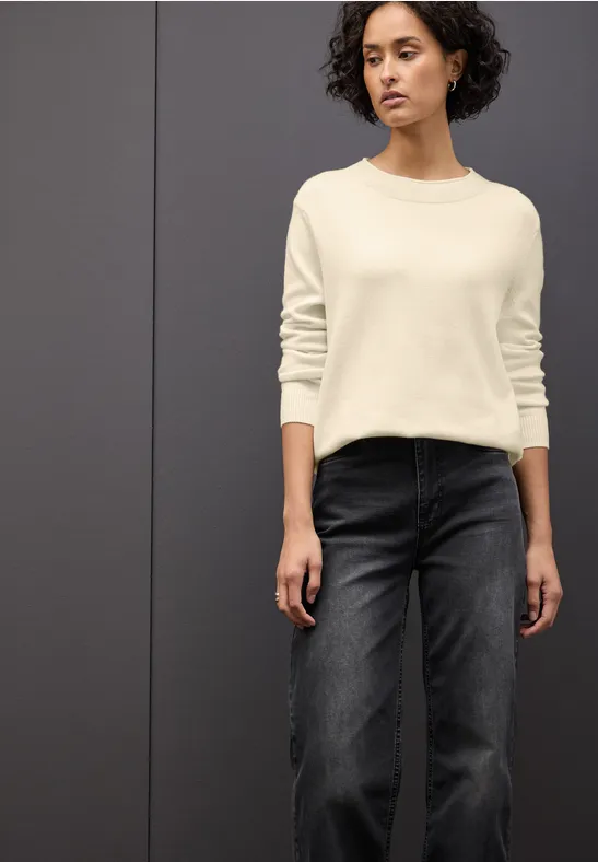 Pullover mit Rollkante soft beige