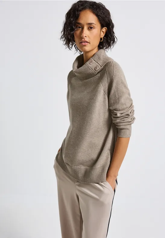 Pullover mit Stehkragen mocha dream mel.
