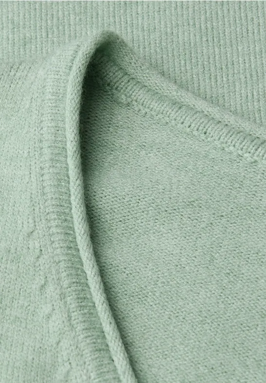 Kuscheliger V-Neck Pullover serene green mel.
