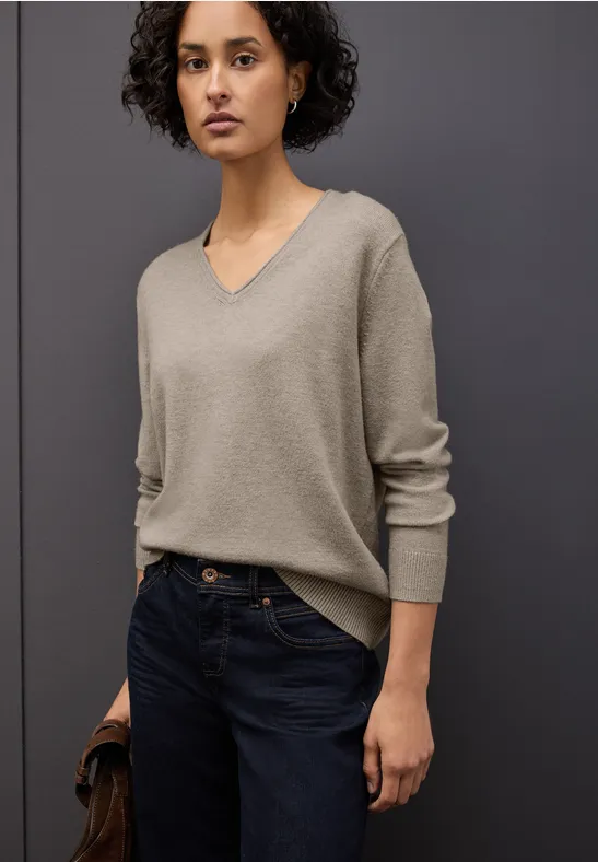 Kuscheliger V-Neck Pullover mocha dream mel.