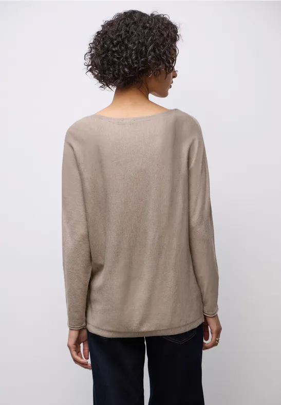 Basis Dolman-trui sandstone mocha mel.