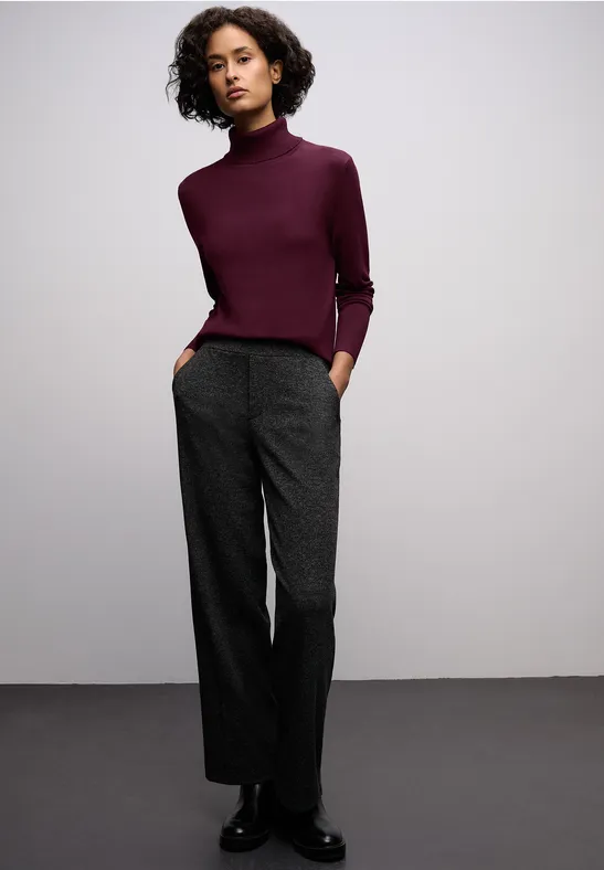 Basic trui met rolkraag wildberry red