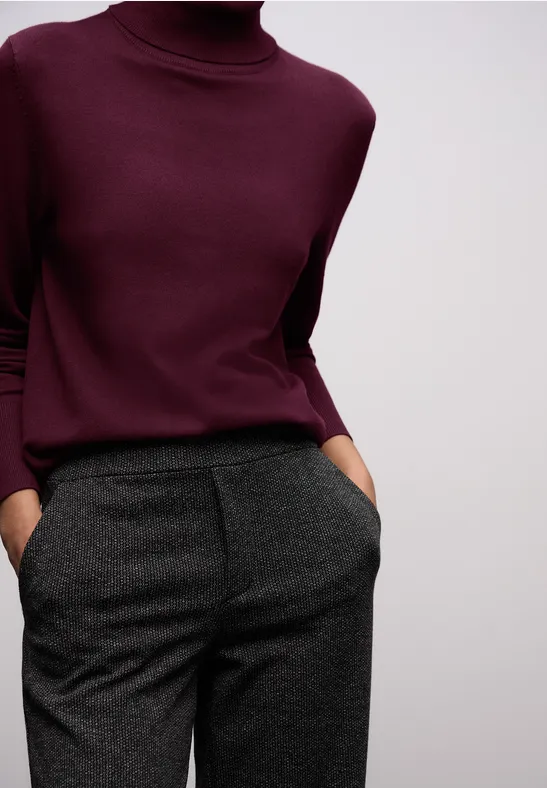 Basic trui met rolkraag wildberry red
