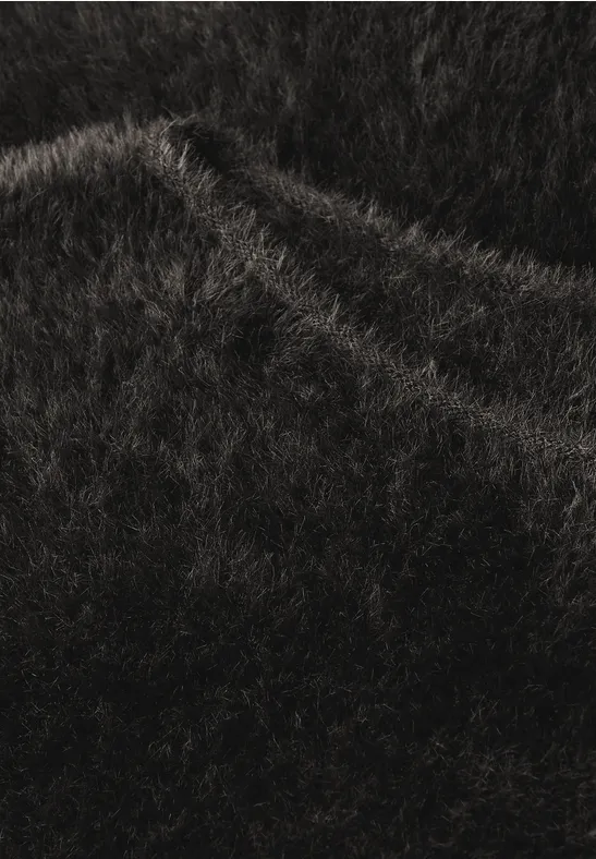 Federgarn Pullover darkest brown