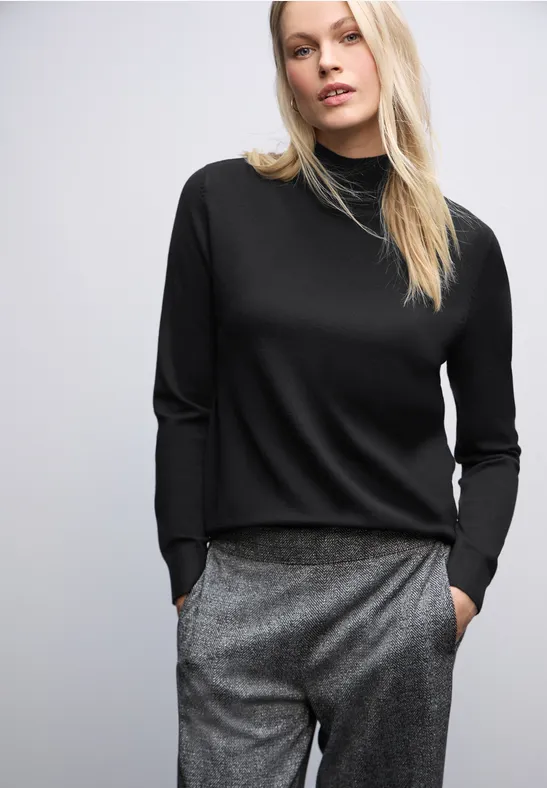 Turtleneck Pullover Black