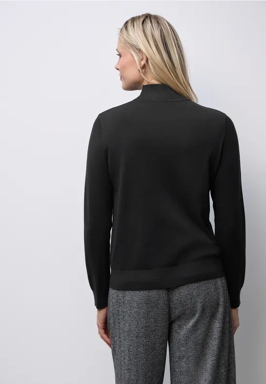 Turtleneck Pullover Black
