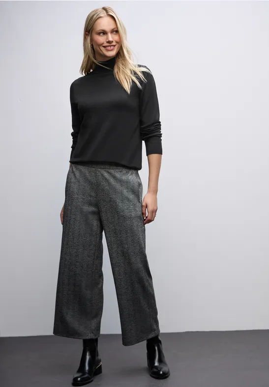 Turtleneck Pullover Black