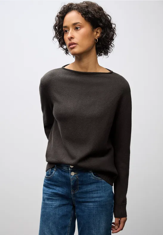 Basic Pullover darkest brown
