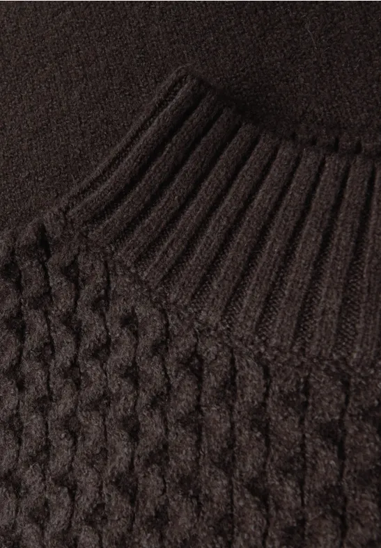Pull à motif tricoté deep roast brown