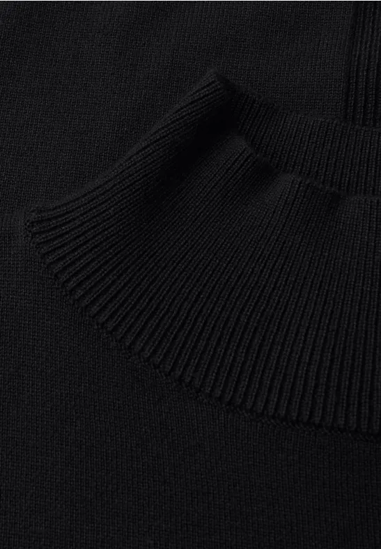 Pullover mit Turtleneck Black