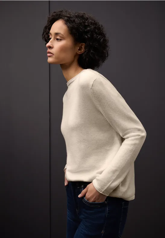 Sweter z podwiniętym dołem tusk cream mel.