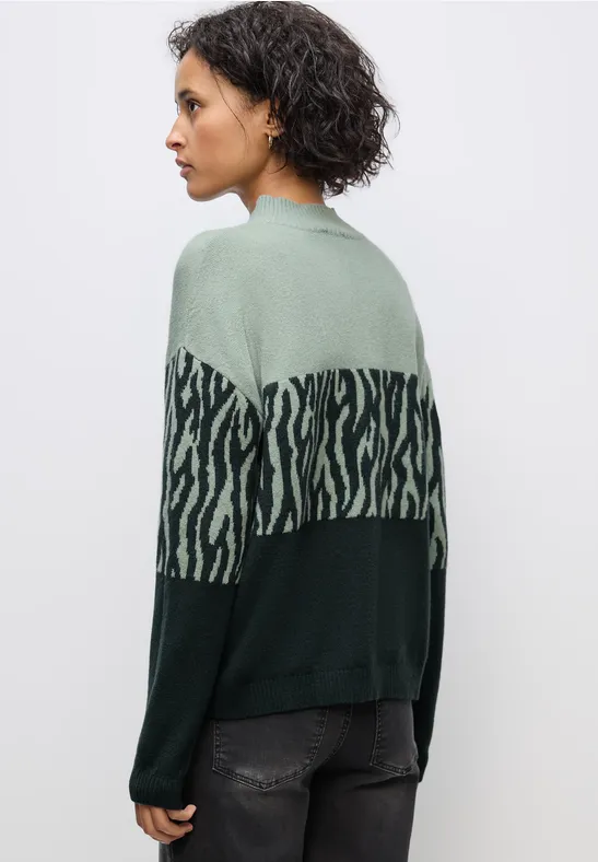 Color-Block Jacquard Sweater evernight green