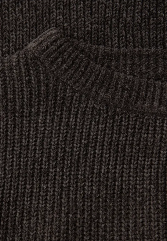 Pull en chenille darkest brown