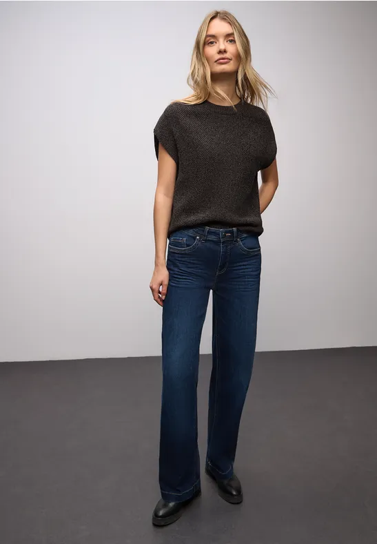 Ärmelloser Chenille Pullover darkest brown