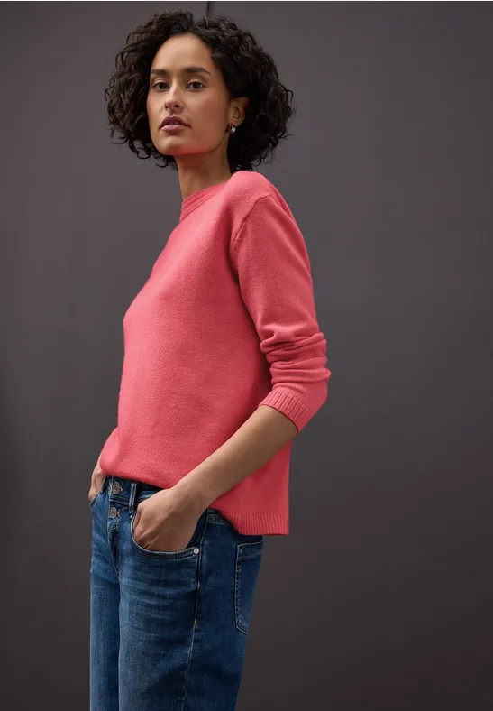 Pull basique doux striking coral