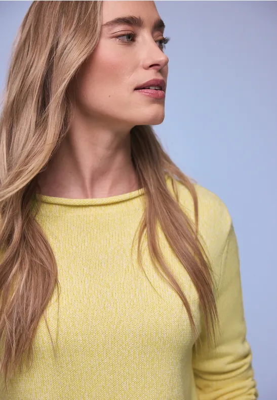 Two-Tone Pullover bloom yellow